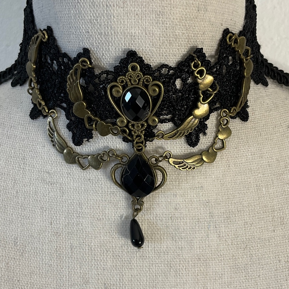 Elegant Black and Gold Choker Necklace - Picture 3 of 5
